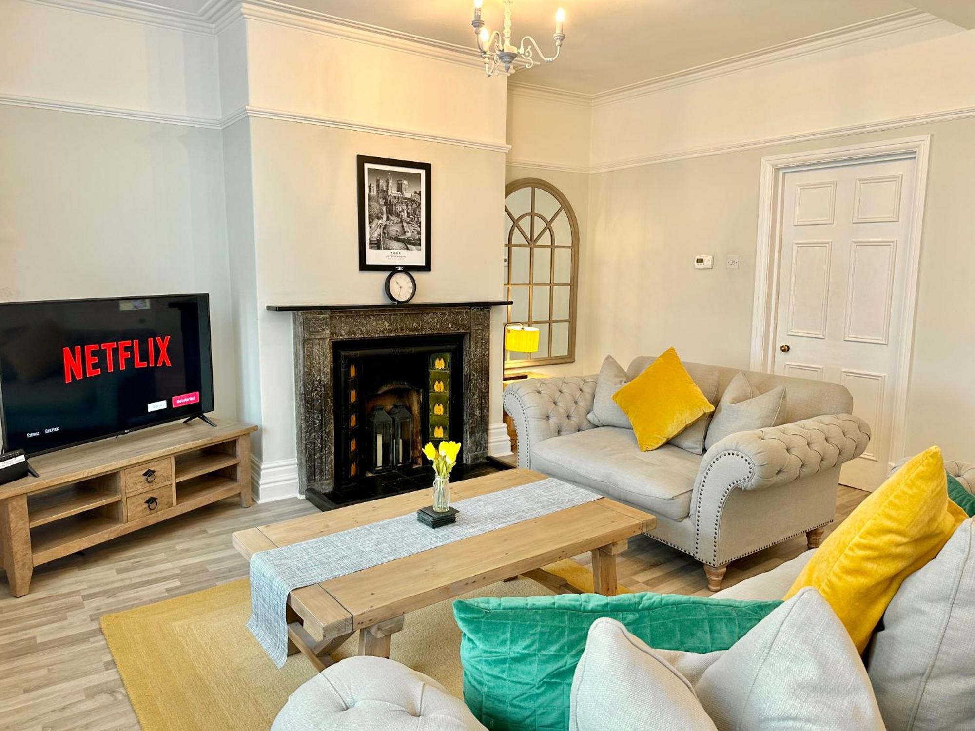 Gillygate Nest With Free Allocated Parking York Exterior photo